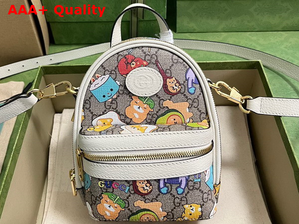 Gucci Animal Print Multi Function Bag in Beige and Ebony GG Supreme Canvas 725654 Replica