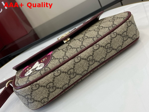 Gucci GG Mini Shoulder Bag with Cat Detail 818764 Replica