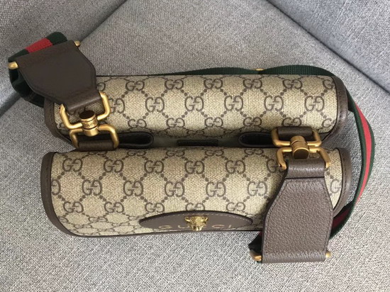Gucci GG Supreme Small Messenger Bag 501050
