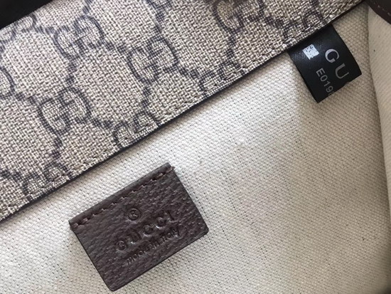 Gucci GG Supreme Small Messenger Bag 501050