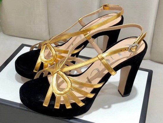 Gucci Platform Sandal in Black Velvet and Metallic Gold Leather