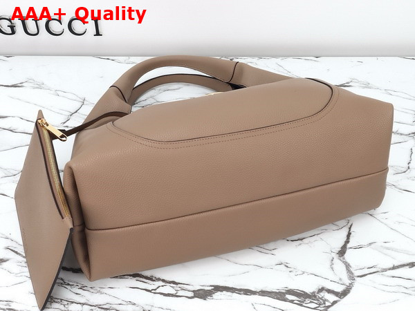Gucci Softbit Maxi Shoulder Bag in Taupe Leather 837466 Replica