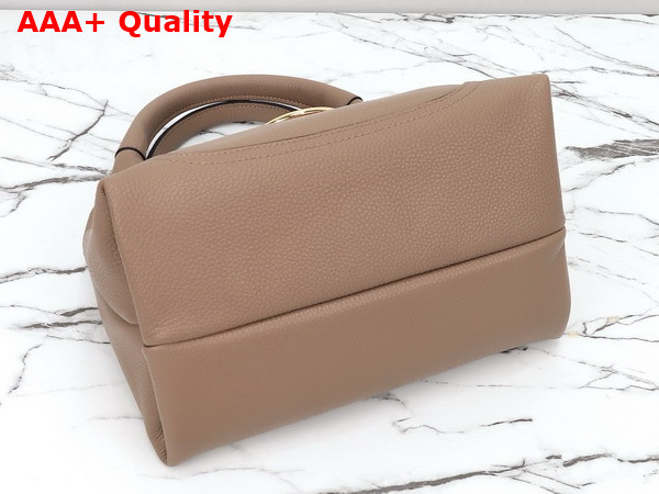 Gucci Softbit Medium Top Handle Bag in Taupe Grainy Leather 837467 Replica