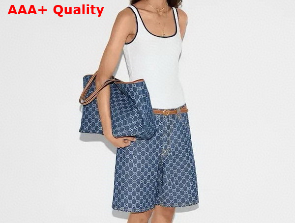Gucci Totissima Medium Tote Bag in Blue GG Denim 820481 Replica