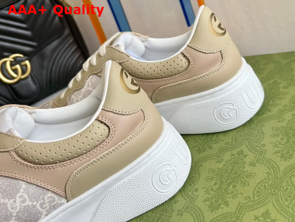 Gucci Womens GG Sneaker White and Beige GG Supreme Canvas 909595 Replica