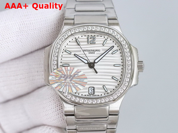 Patek Philippe Nautilus Watch Self Winding Mechanical Movement Silvery Opaline Dial Steel Case 7118 1200A 010 Replica