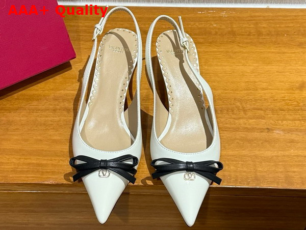 Valentino Garavani Bepointy Kidskin Slingback Pump in Ivory Replica