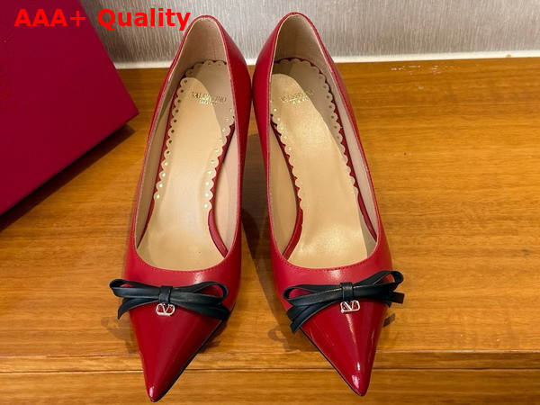 Valentino Garavani Bepointy Patent Leather and Kidskin Pump Red and Black Replica