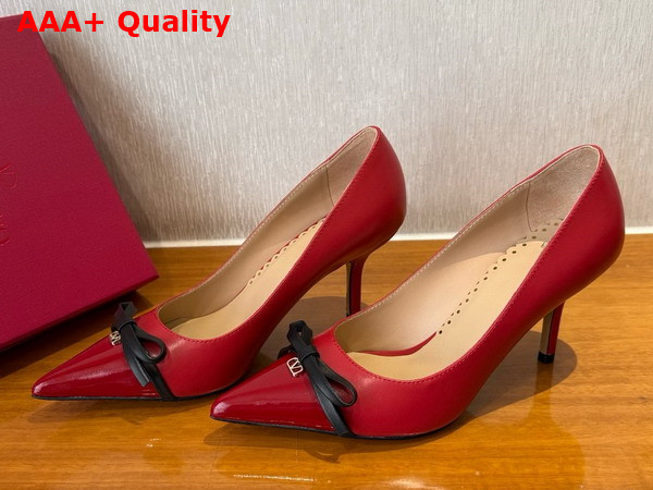 Valentino Garavani Bepointy Patent Leather and Kidskin Pump Red and Black Replica