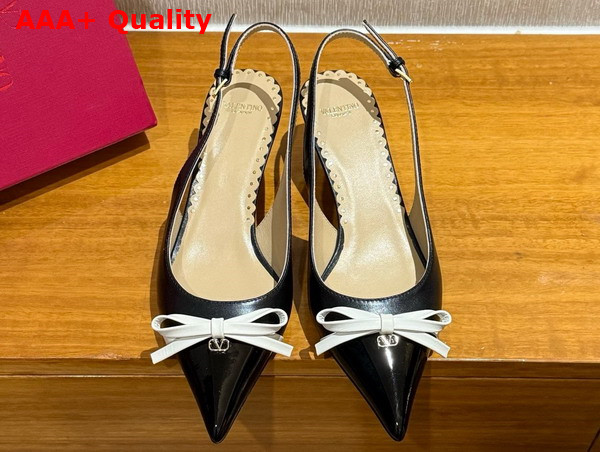 Valentino Garavani Bepointy Patent Leather and Kidskin Slingback Pump Black and Ivory Replica