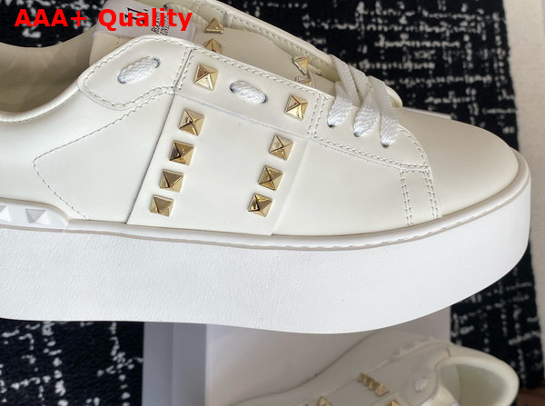 Valentino Garavani Flatform Rockstud Untitled Sneaker in White Calfskin Replica