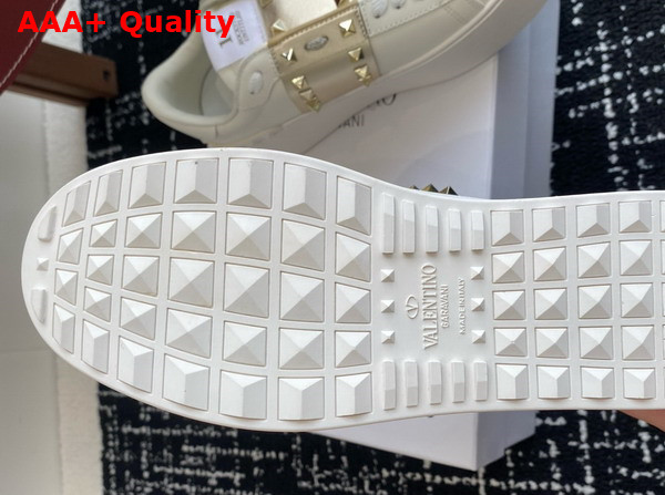 Valentino Garavani Flatform Rockstud Untitled Sneaker in White Calfskin with Stripe Replica