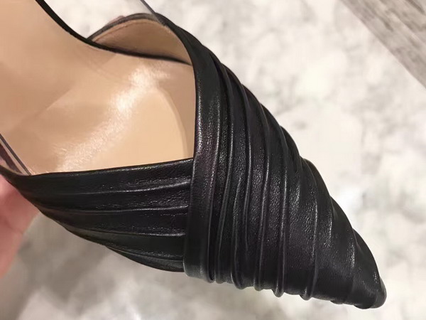 Valentino Garavani Pump in Black Draped Goatskin Leather For Sale