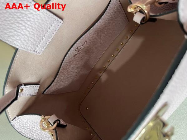 Valentino Garavani Rockstud Medium Handbag in Poudre Grainy Calfskin Replica