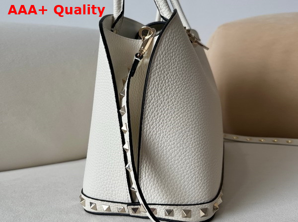 Valentino Garavani Rockstud Medium Handbag in White Grainy Calfskin Replica