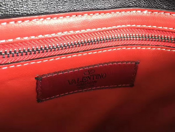 Valentino Garavani Rockstud Spike Chain Bag in Black Soft Lambskin with White Hardwares For Sale