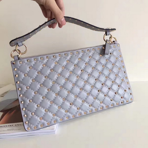 Valentino Garavani Rockstud Spike Clutch in Light Grey Lambskin For Sale
