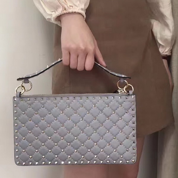 Valentino Garavani Rockstud Spike Clutch in Light Grey Lambskin For Sale