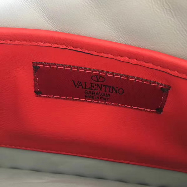 Valentino Garavani Rockstud Spike Clutch in Light Grey Lambskin For Sale