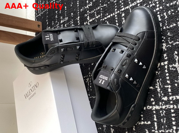 Valentino Garavani Rockstud Untitled Sneaker in Black Calfskin Replica