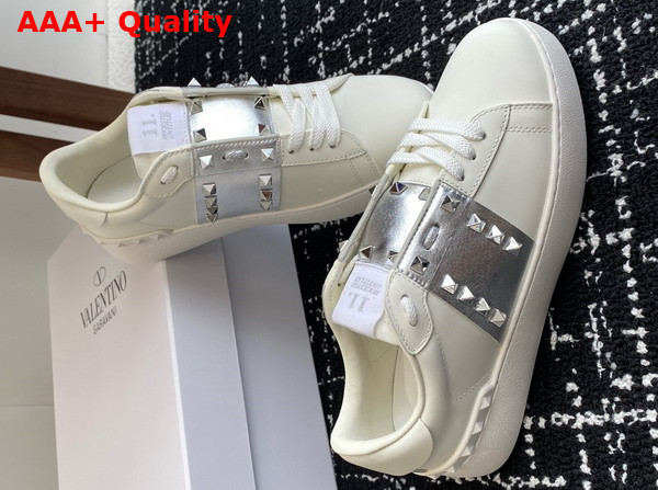 Valentino Garavani Rockstud Untitled Sneaker in Calfskin with Metallic Stripe White Replica
