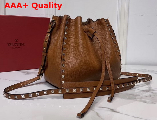 Valentino Garavani Small Rockstud Grainy Calfskin Bucket Bag in Brown Replica