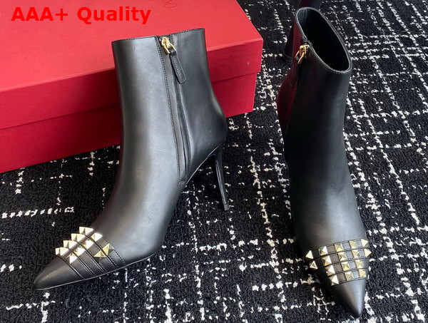 Valentino Rockstud Calfskin Ankle Boot in Black Replica